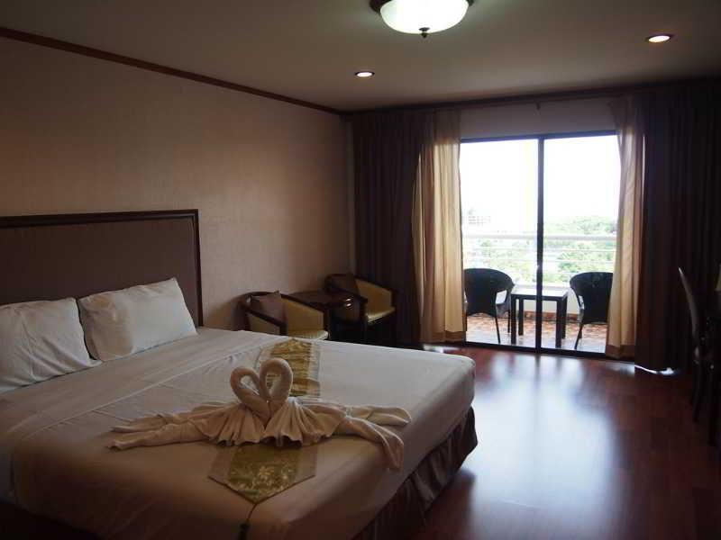 Apartament Abricole At Pattaya Hill Zewnętrze zdjęcie