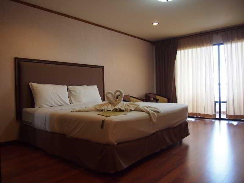 Apartament Abricole At Pattaya Hill Zewnętrze zdjęcie