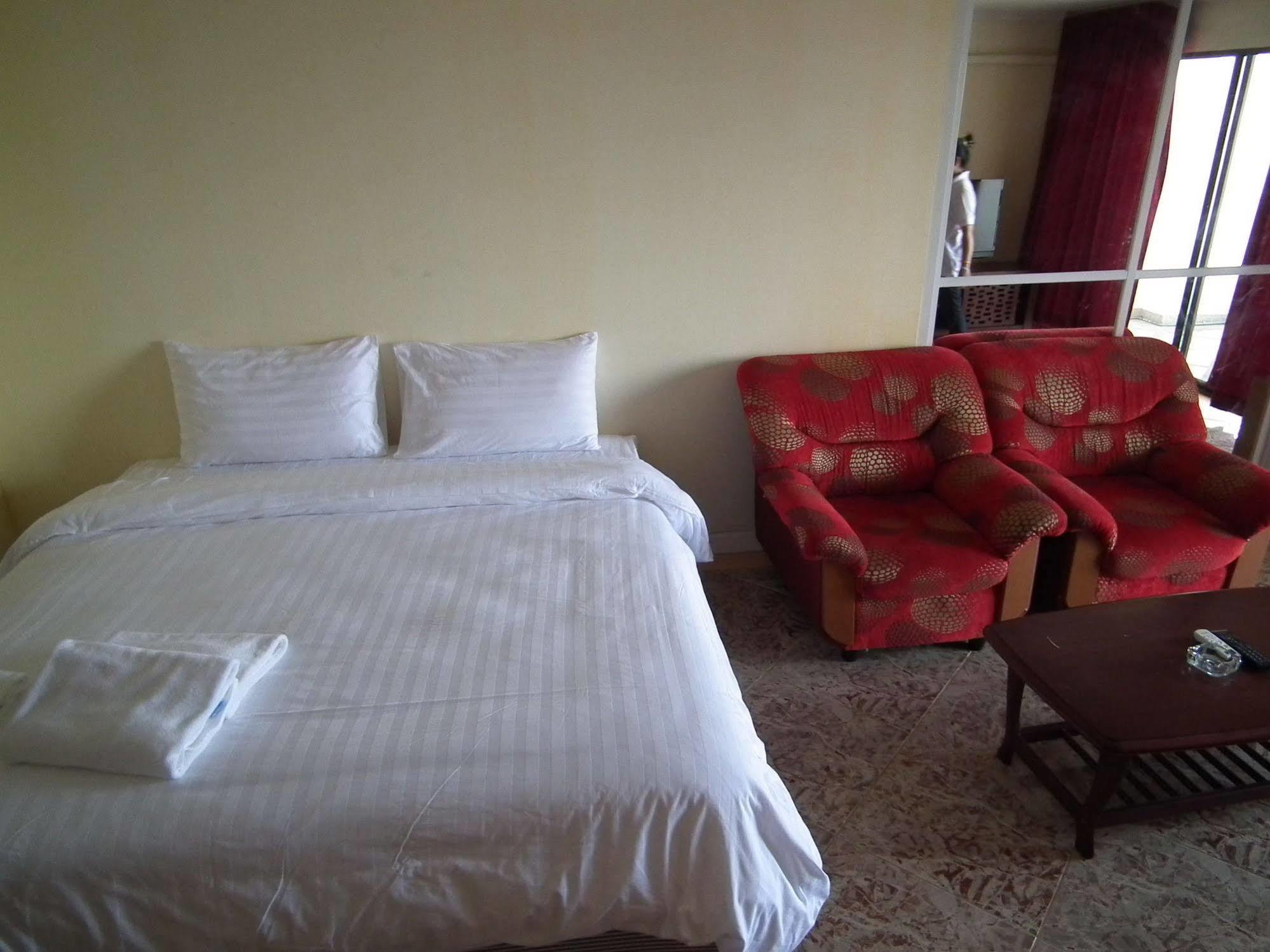 Apartament Abricole At Pattaya Hill Zewnętrze zdjęcie